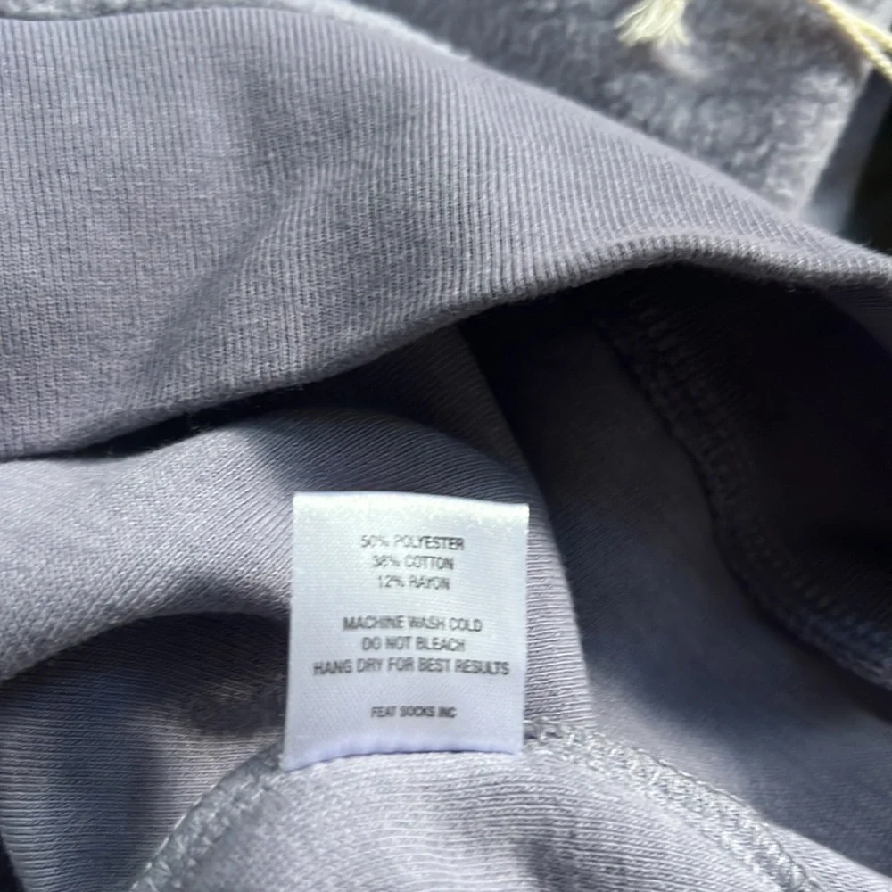 Feat Womens BlanketBlend Crewneck - Picture 9 of 10